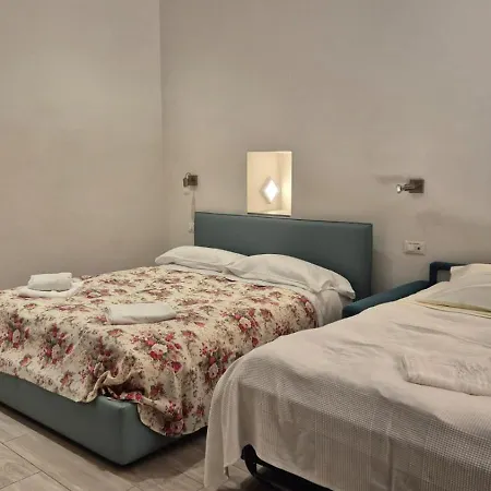 Casa Isabella De Luxe アパート モンテロッソ・アル・マーレ